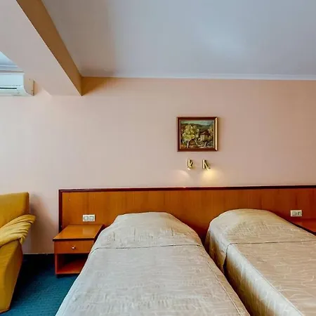 Troyan Plaza Hotel