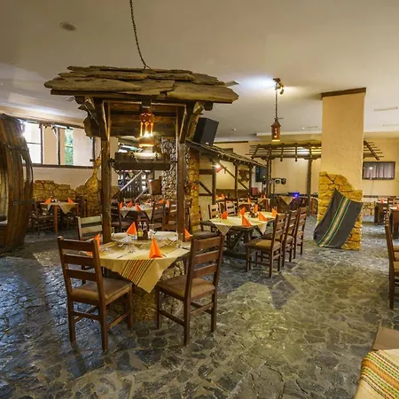 Troyan Plaza Hotel 4*