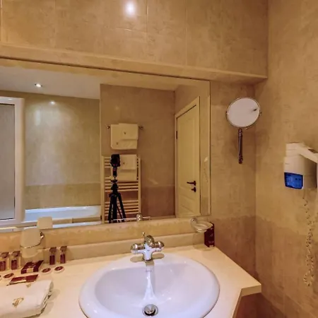 Hotel Troyan Plaza
