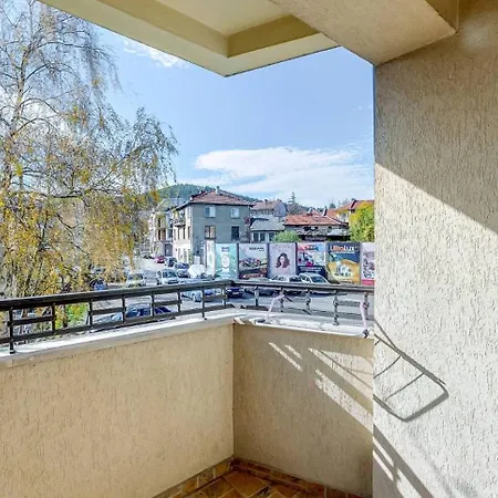 Hotel Troyan Plaza 4*