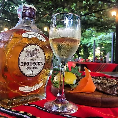 Troyan Plaza Troyan (Lovech)