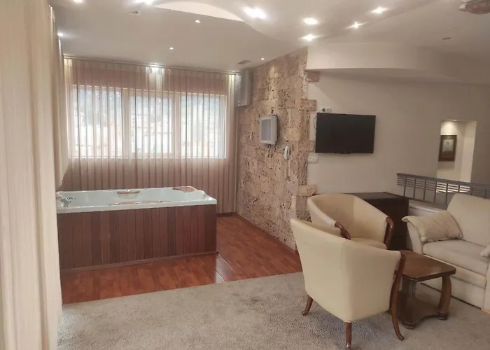 Otel Troyan Plaza Troyan (Lovech)